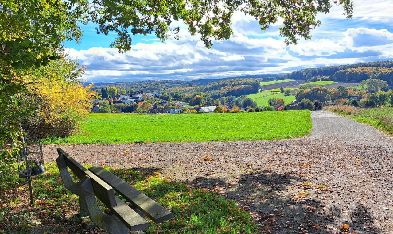 Steewer Landhaus Gemuetliche Ferienwohnung Bis 6 Pers In Ruhiger Ortsrandlage Stebach Exteriér fotografie